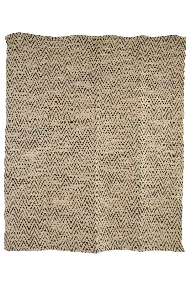 Carraig Chevron Throw