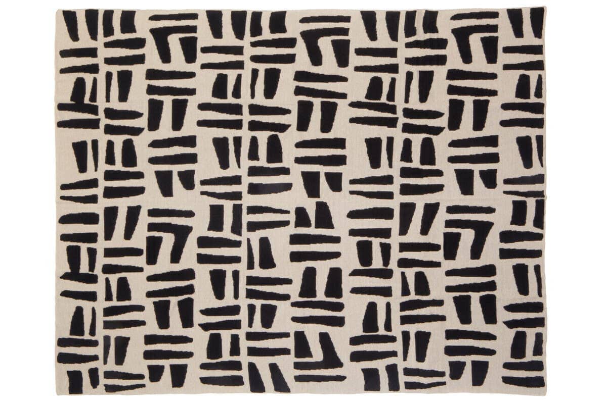 Carraig Natural and Black Throw